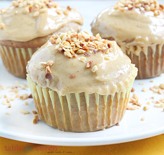 Banana Cupcakes with Peanut Butter Frosting #banana #cupcakes #peanutbutter #frosting #tableforsevenblog @tableforseven #dessert #recipe