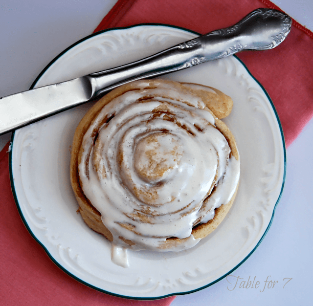 Whole Wheat Cinnamon Rolls #wholewheat #cinnamonrolls #breakfast #tableforsevenblog 