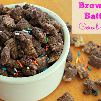 Brownie Batter Cereal Mix #browniebatter #puppychow #cerealmix #chocolate #nobake #tableforsevenblog