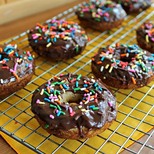 Banana Bread Doughnuts with Nutella Glaze #doughnuts #donuts #nutella #banana #tableforsevenblog 