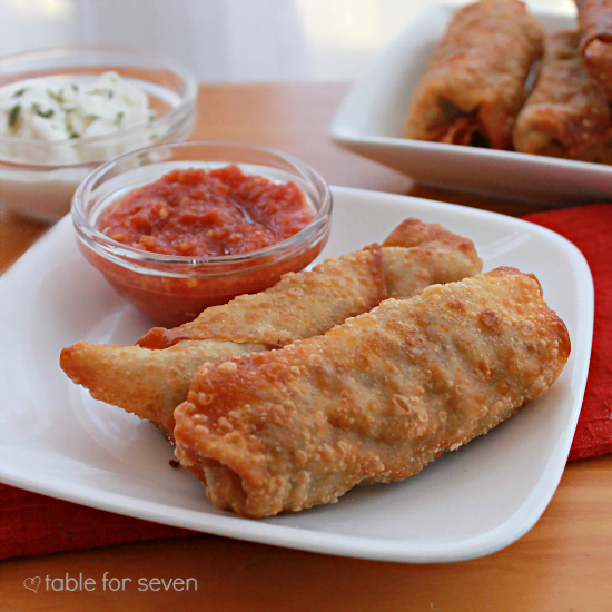 Chicken Taco Egg Rolls #chicken #groundchicken #tacos #eggrolls #tableforsevenblog