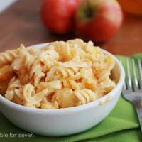 Apple Cider Mac and Cheese #applecider #macandcheese #pasta #cheese #dinner #macncheese #tableforsevenblog