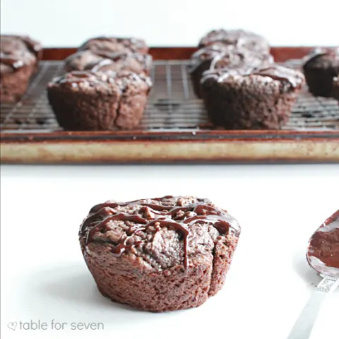 Two Ingredient Muffins @tableforseven #tableforsevenblog #muffins #cupcakes