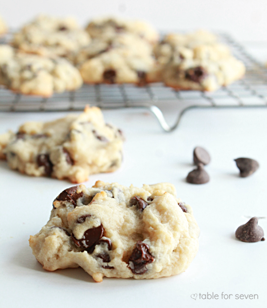 Eggless Chocolate Chip Cookies #chocolatechipcookies #eggless #chocolate #chocolatechip