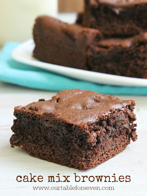 Cake Mix Brownies @tableforseven #tableforsevenblog #brownies #chocolate #cakemix #dessert