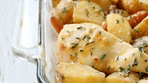 Crock Pot Cheesy Chicken and Potatoes