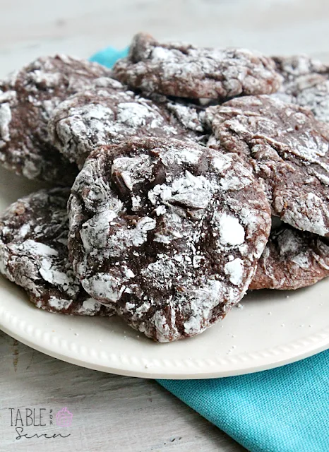 Brownie Crinkle Cookies #brownies #cookies #chocolate #dessert #tableforsevenblog 