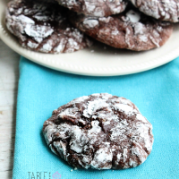 Brownie Crinkle Cookies #brownies #cookies #chocolate #dessert #tableforsevenblog