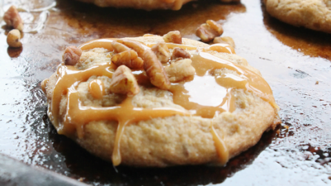 Turtle Cookies #turtle #caramel #pecaon #cookies #dessert #tableforsevenblog