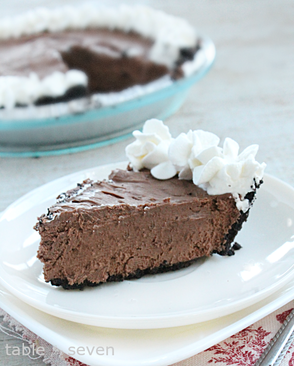 No Bake Chocolate Cheesecake #nobake #chocolate #cheesecake #tableforsevenblog