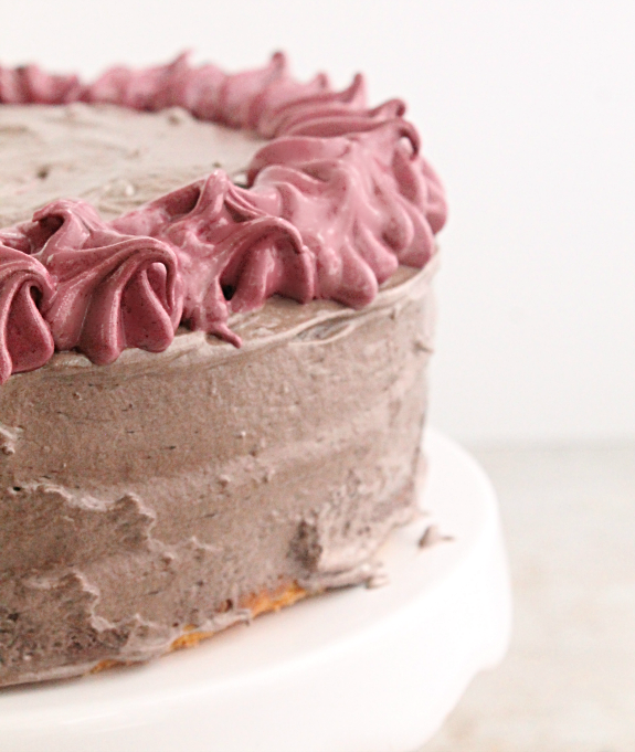 Vanilla Buttermilk Cake with Fluffy Cocoa Frosting #buttermilk #cake #layercake #dessert #tableforsevenblog #cocoa