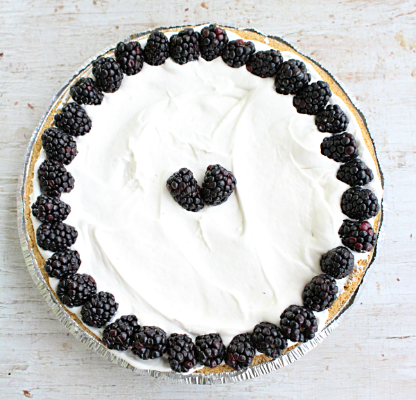 No Bake Blackberry Yogurt Pie #nobake #pie #blackberry #yogurt #pie #dessert #tableforsevenblog 