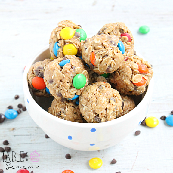 Monster Cookie Granola Bites #tableforsevenblog #monstercookie #granolabites 