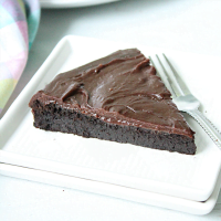 Flourless Chocolate Cake #flourless #chocolate #cake #chocolatecake #tableforsevenblog #dessert
