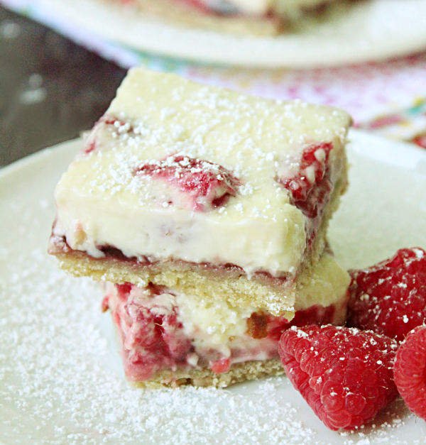 Fresh Raspberry Bars #bars #raspberry #berry #dessert #tableforsevenblog 