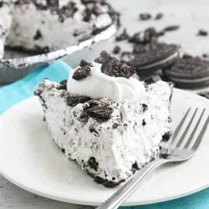 No Bake Oreo Cheesecake #oreo #nobake #cheesecake #dessert #tableforsevenblog