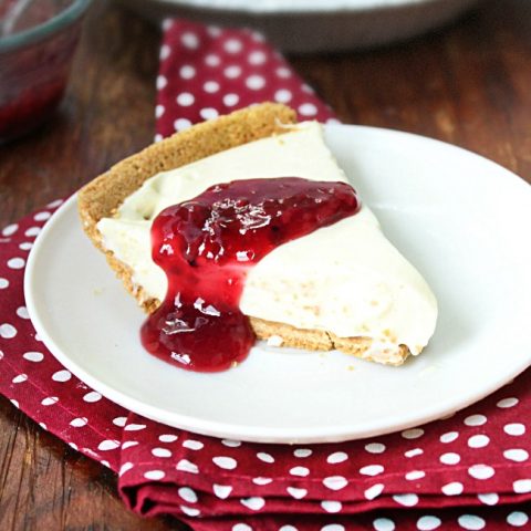 Four Ingredients Cheesecake from @tableforseven #tableforsevenblog #cheesecake #dessert #recipe