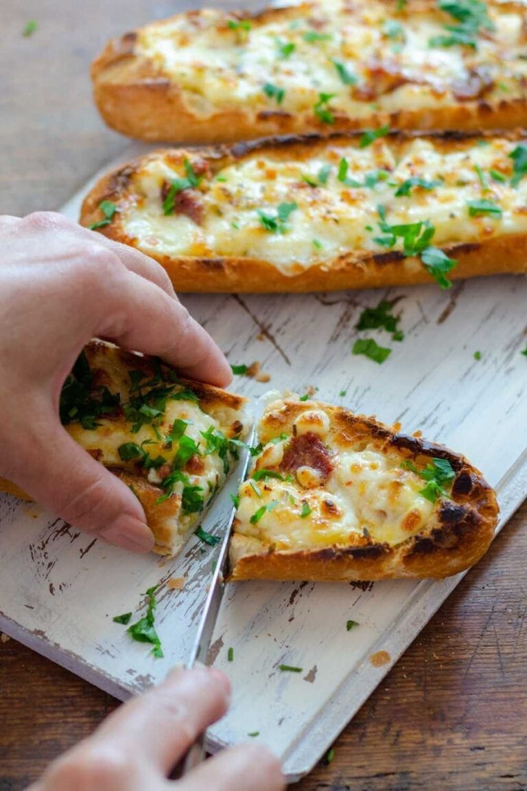 Pioneer Woman Cheesy Bread