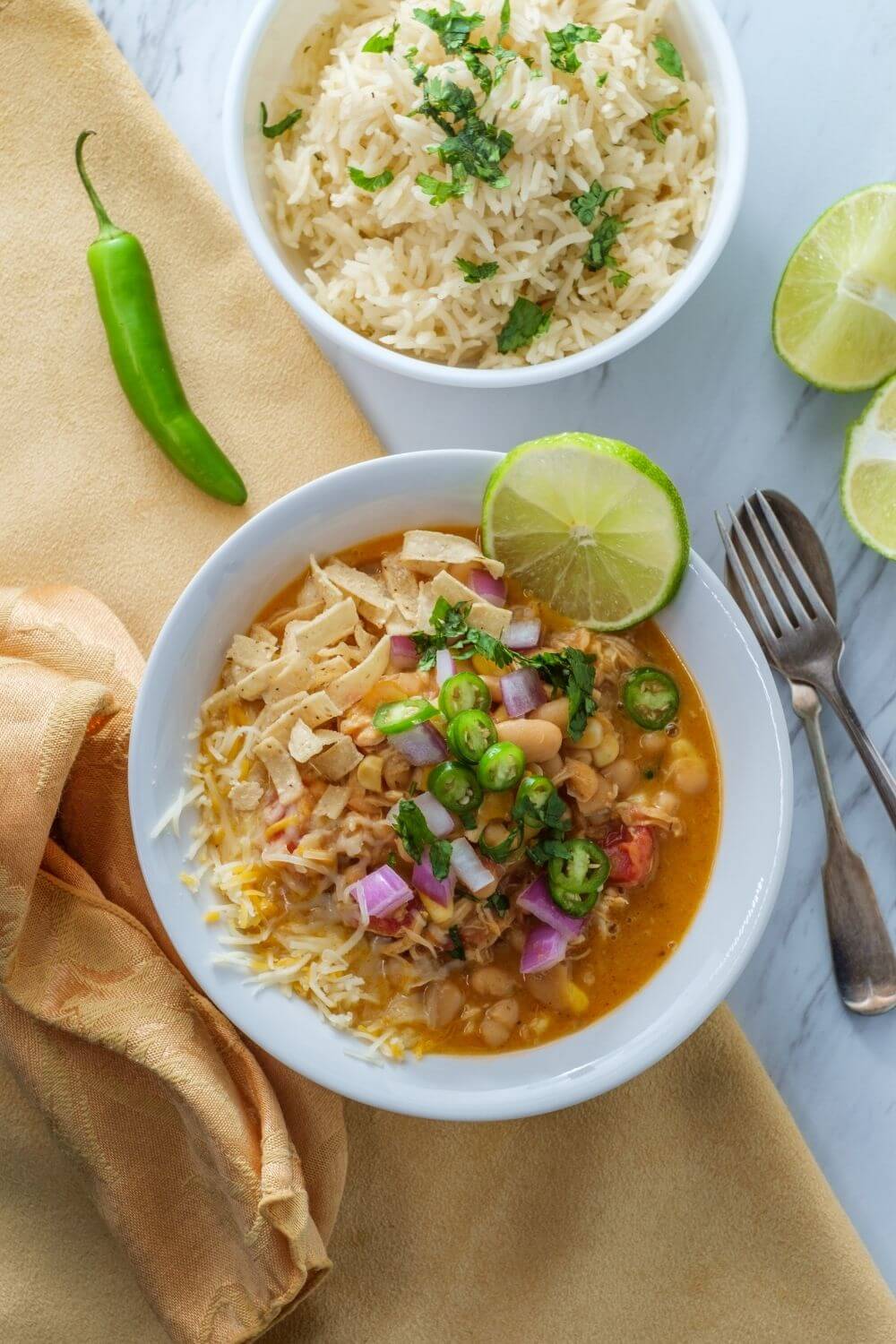 What to Serve with White Chicken Chili