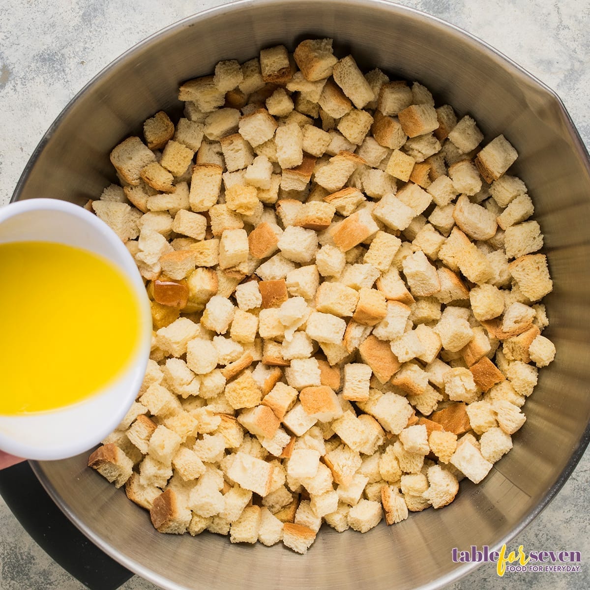 Dry bread stuffing mix