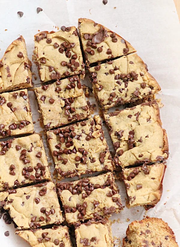 Crock Pot Peanut Butter Chocolate Chip Blondies top sliced