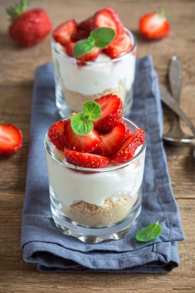 Pioneer Woman Strawberry Trifle