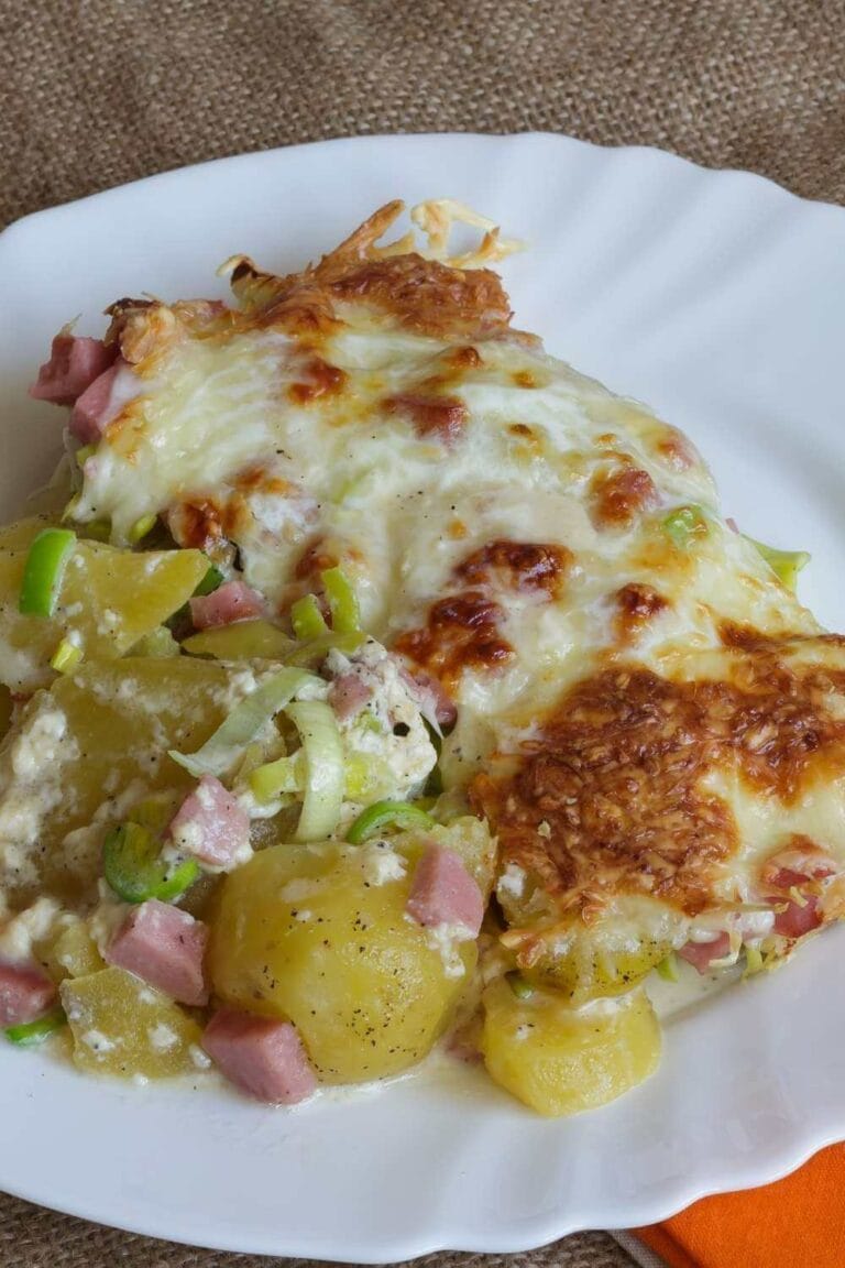Pioneer Woman's Scalloped Potatoes With Ham - Table for Seven