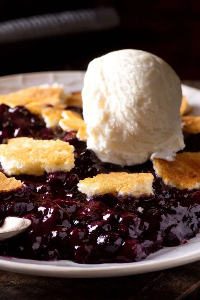 Pioneer Woman Blackberry Cobbler