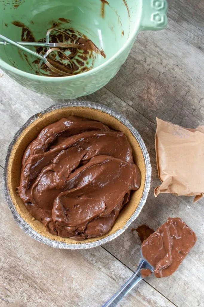 JELL-O Chocolate Pudding Pie Recipe