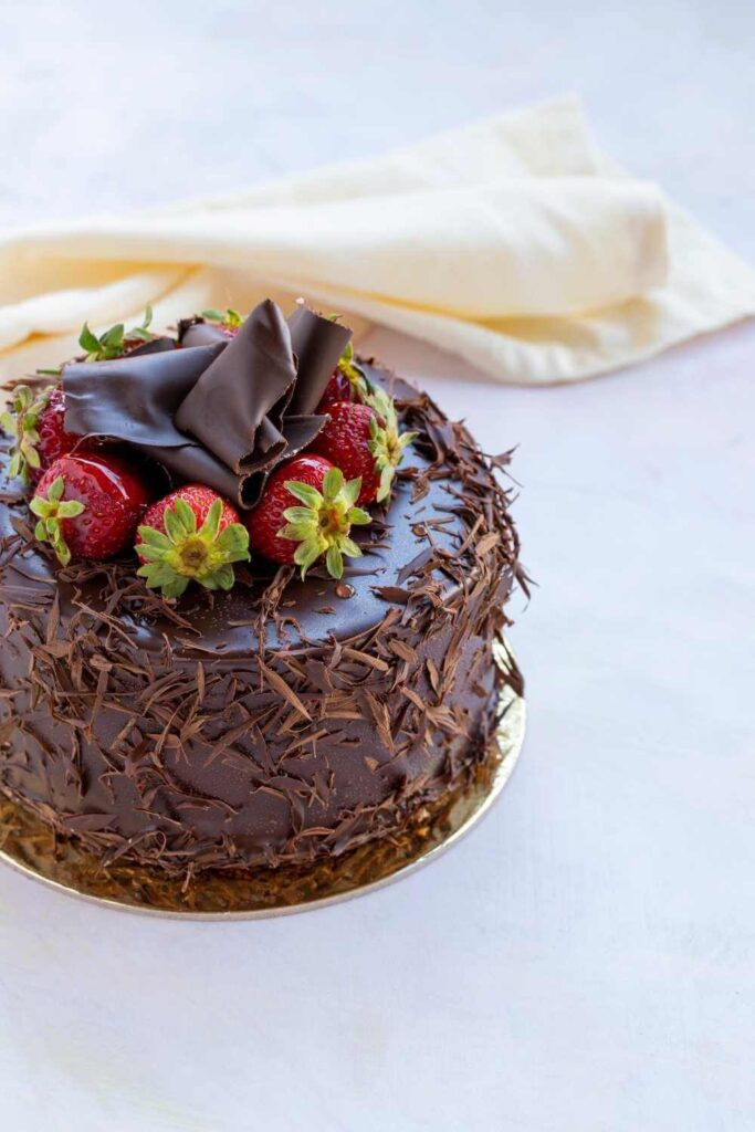 Pioneer Woman Chocolate Strawberry Nutella Cake