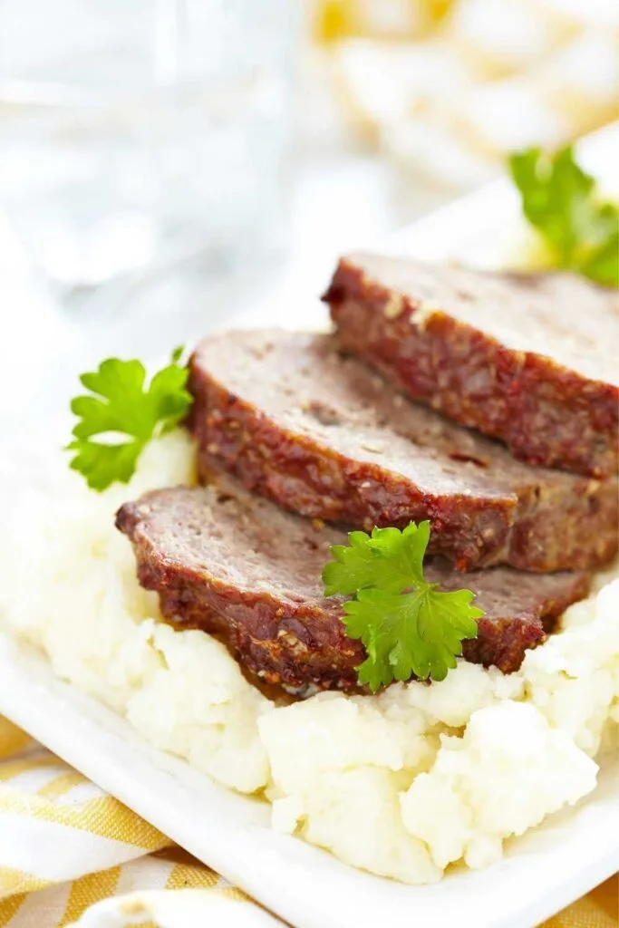 How Long To Bake Meatloaf At 400