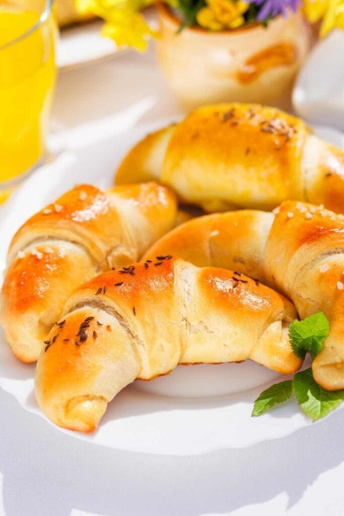 Pioneer Woman Creamy Chicken Stuffed Crescent Rolls