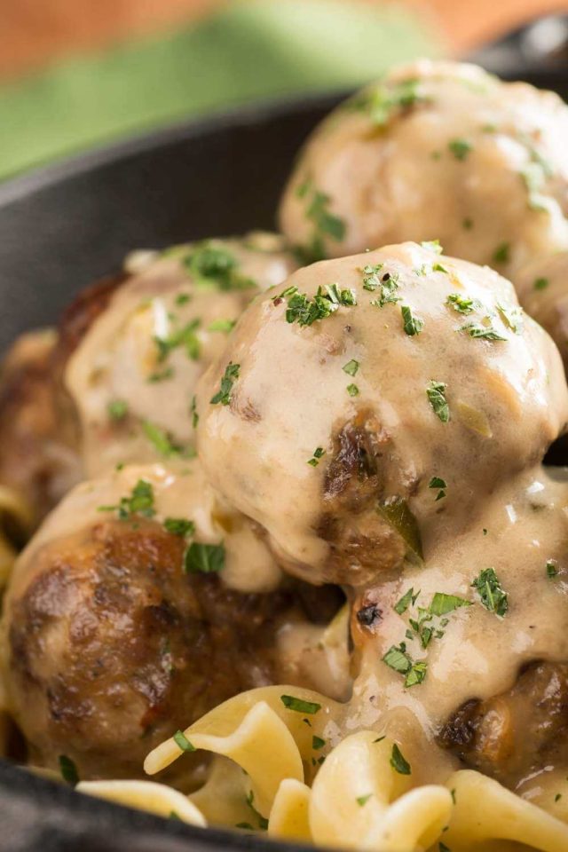 Pioneer Woman Swedish Meatballs Table for Seven