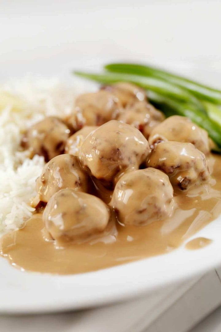 Pioneer Woman Swedish Meatballs - Table for Seven