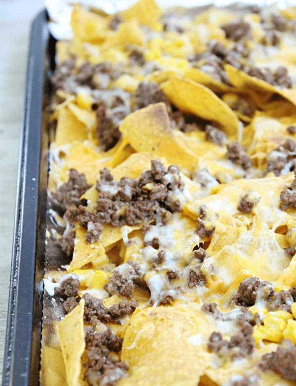 One Pan Broiler Nachos