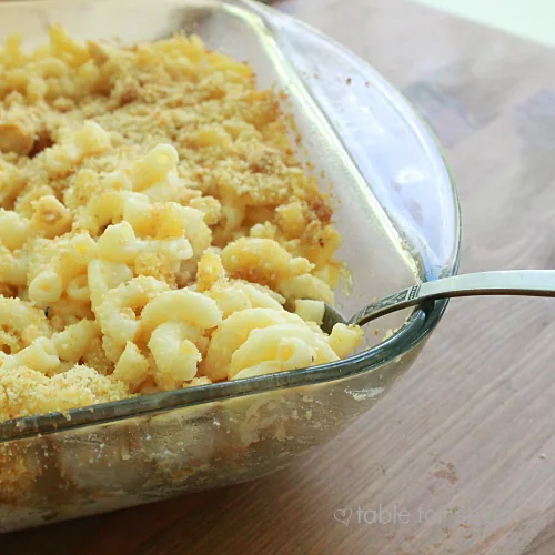 Baked Mac n Cheese with Chicken served