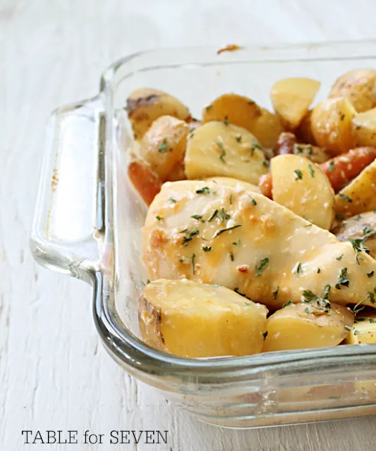 Crock Pot Cheesy Chicken and Potatoes