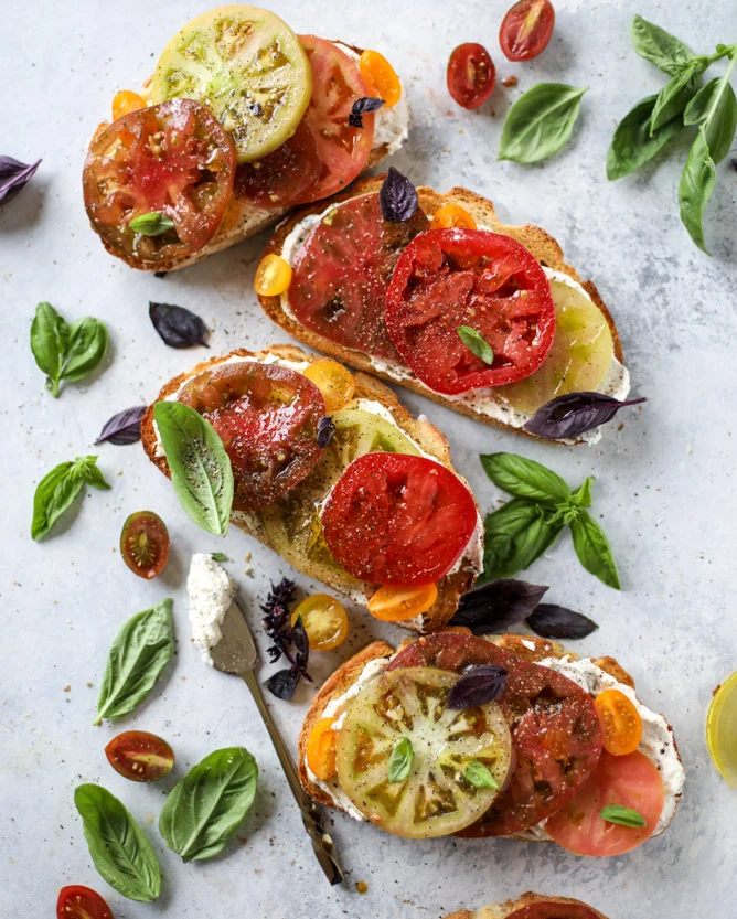 Heirloom Tomato Garlic Toast with Basil Whipped Feta