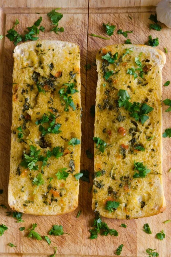 Gordon Ramsay Garlic Bread