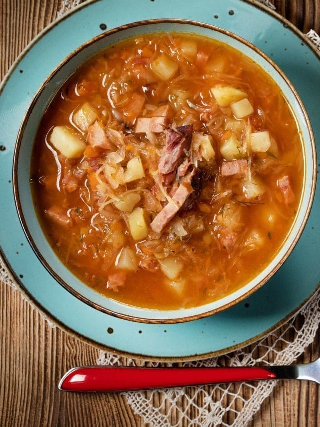 ina-garten-cabbage-soup-table-for-seven