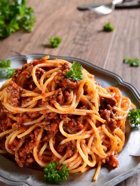 Jamie Oliver Spaghetti Bolognese - Table for Seven