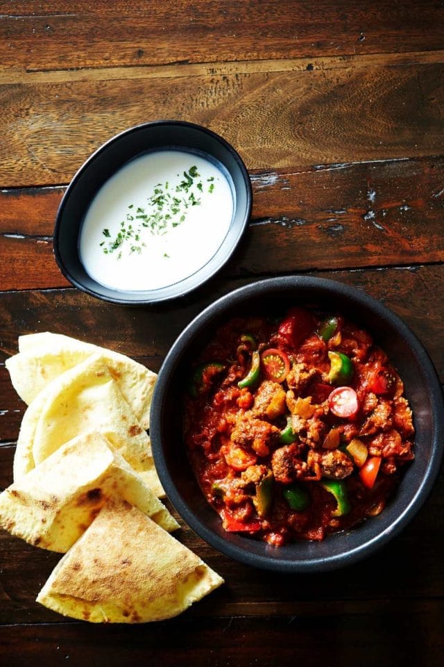 Carroll Shelby Chili Recipe Table for Seven