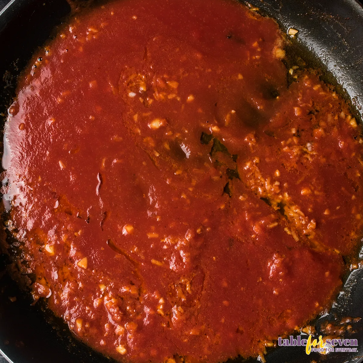 Butter chicken sauce in a pan