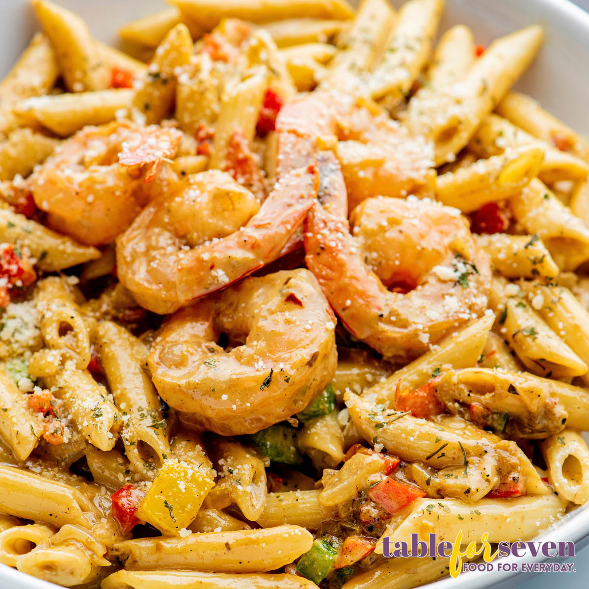 Shrimp chicken pasta close-up