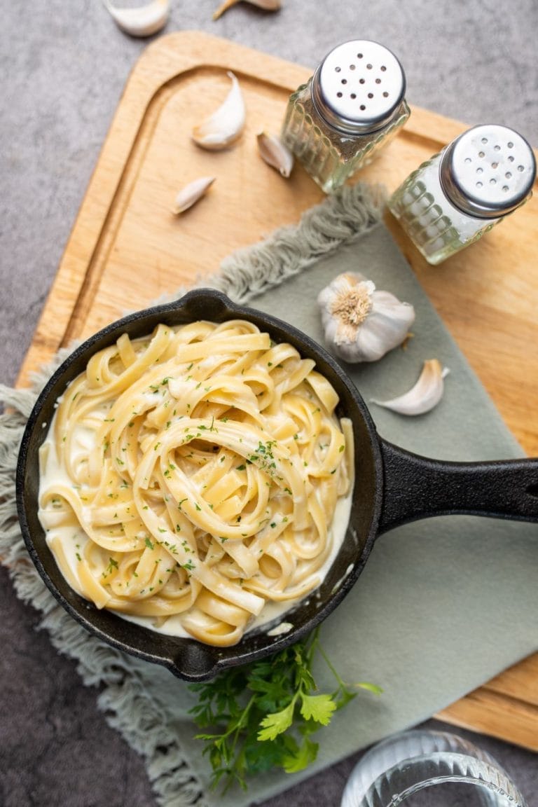 Gordon Ramsay Fettuccine Alfredo Table for Seven