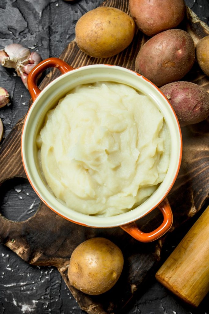 Gordon Ramsay Garlic Mashed Potatoes