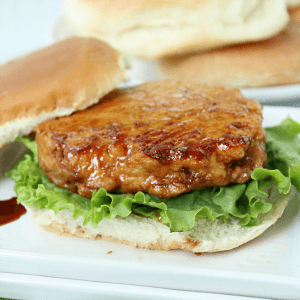 Chicken Teriyaki Burgers with Homemade Teriyaki Sauce #teriyakisauce #chickenburgers #chicken #sliders #dinner #tableforsevenblog