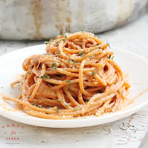 Creamy Italian Sausage Spaghetti @tableforseven #spaghetti #dinner #italiansausage #pasta