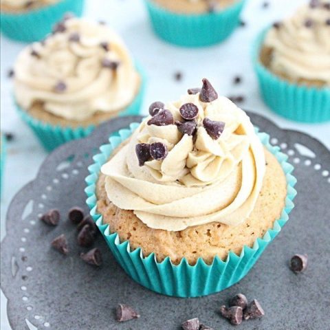 Oatmeal Chocolate Chip Cupcakes with Brown Sugar Buttercream Frosting #oatmeal #cupcakes #brownsugar #buttercreamfrosting #dessert #tableforsevenblog #chocolatechip