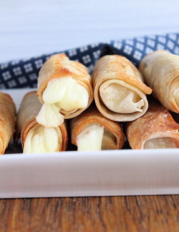 Air Fryer Mozzarella Sticks Table for Seven